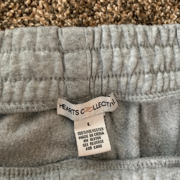 Hearts Collective Sweatpants Fleece Angel Wings Graphic Workout Comfy Y2k Size L - Picture 7 of 12